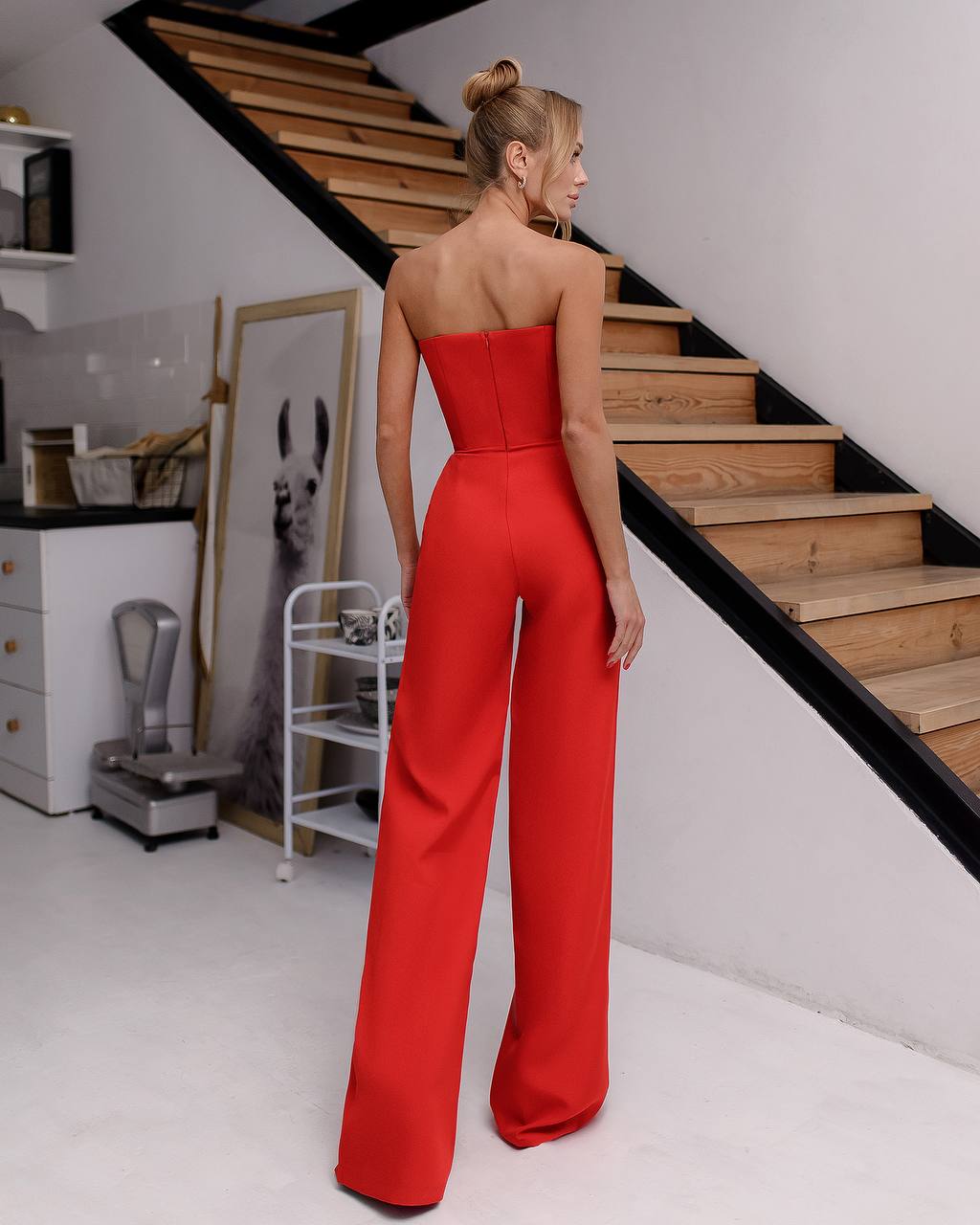 V-neck Sleeveless Jumpsuit