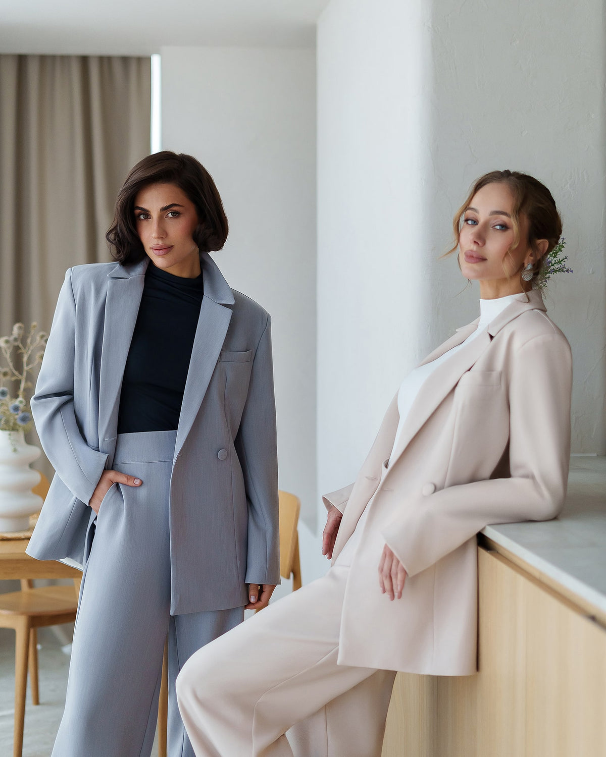 Double-Breasted Style Relaxed Fit Suit 2-Piece