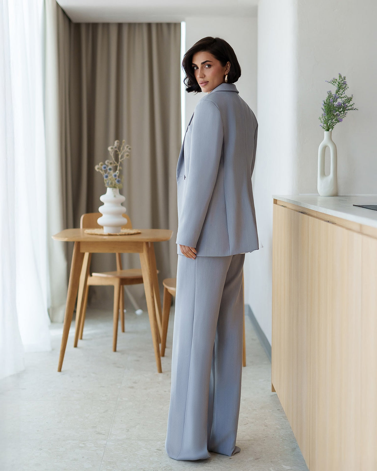 Double-Breasted Style Relaxed Fit Suit 2-Piece