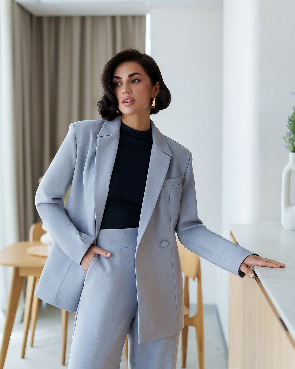 Double-Breasted Style Relaxed Fit Suit 2-Piece