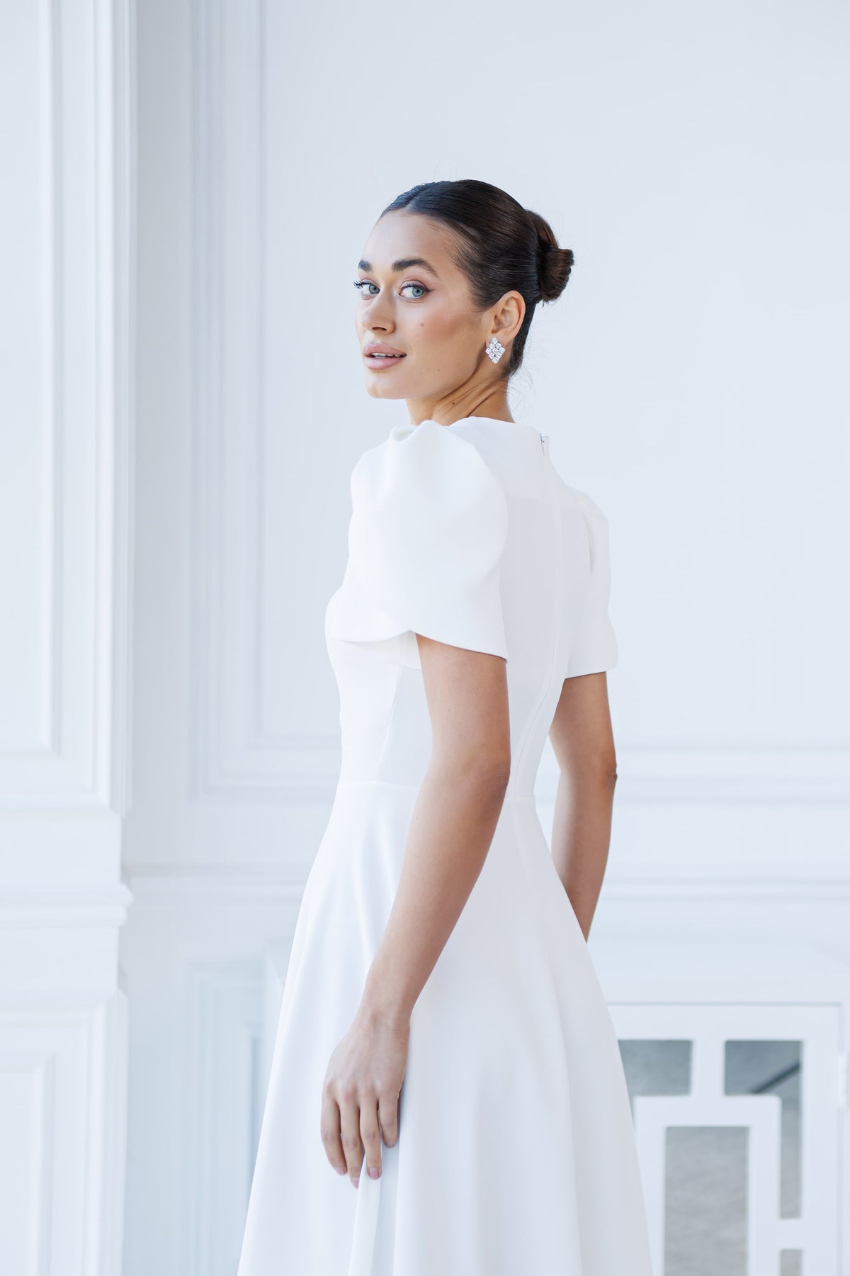 Alexa Round Neck Puff-Sleeve Midi Dress