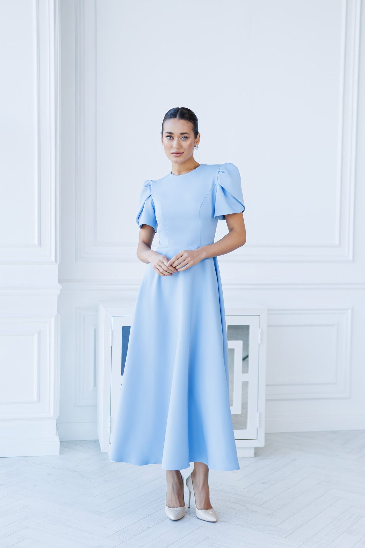 Alexa Round Neck Puff-Sleeve Midi Dress