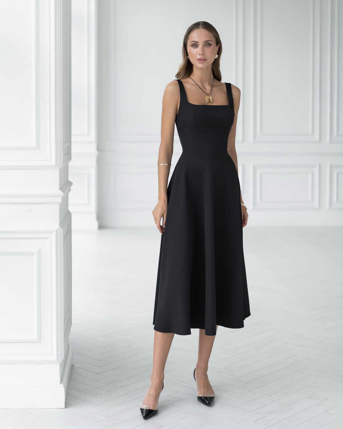 Square Neck Backless Midi Dress