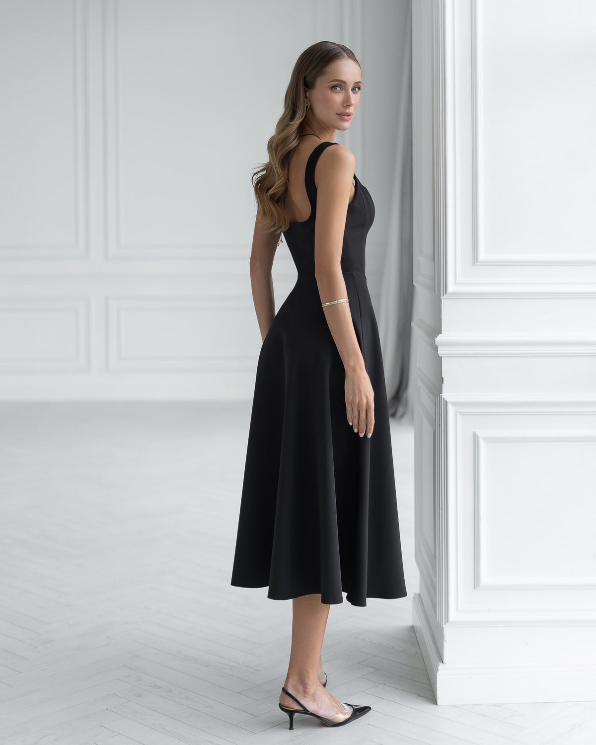 Square Neck Backless Midi Dress