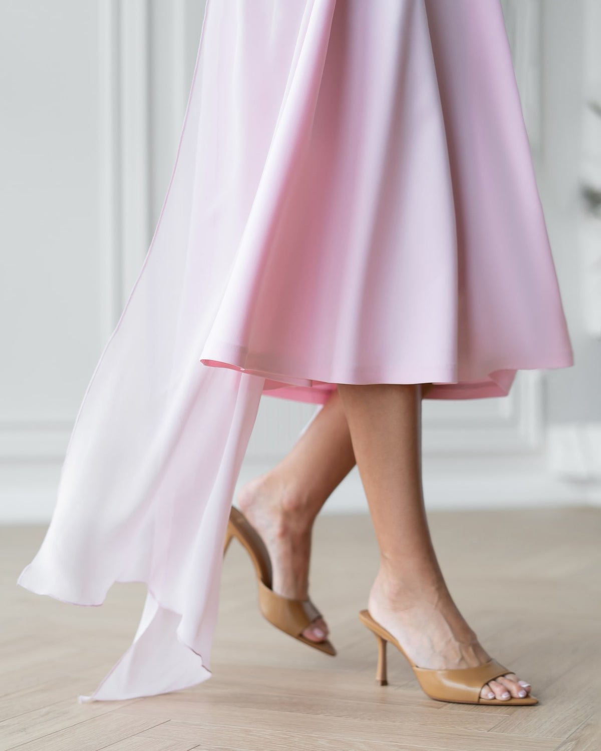 Square Neck Backless Midi Dress