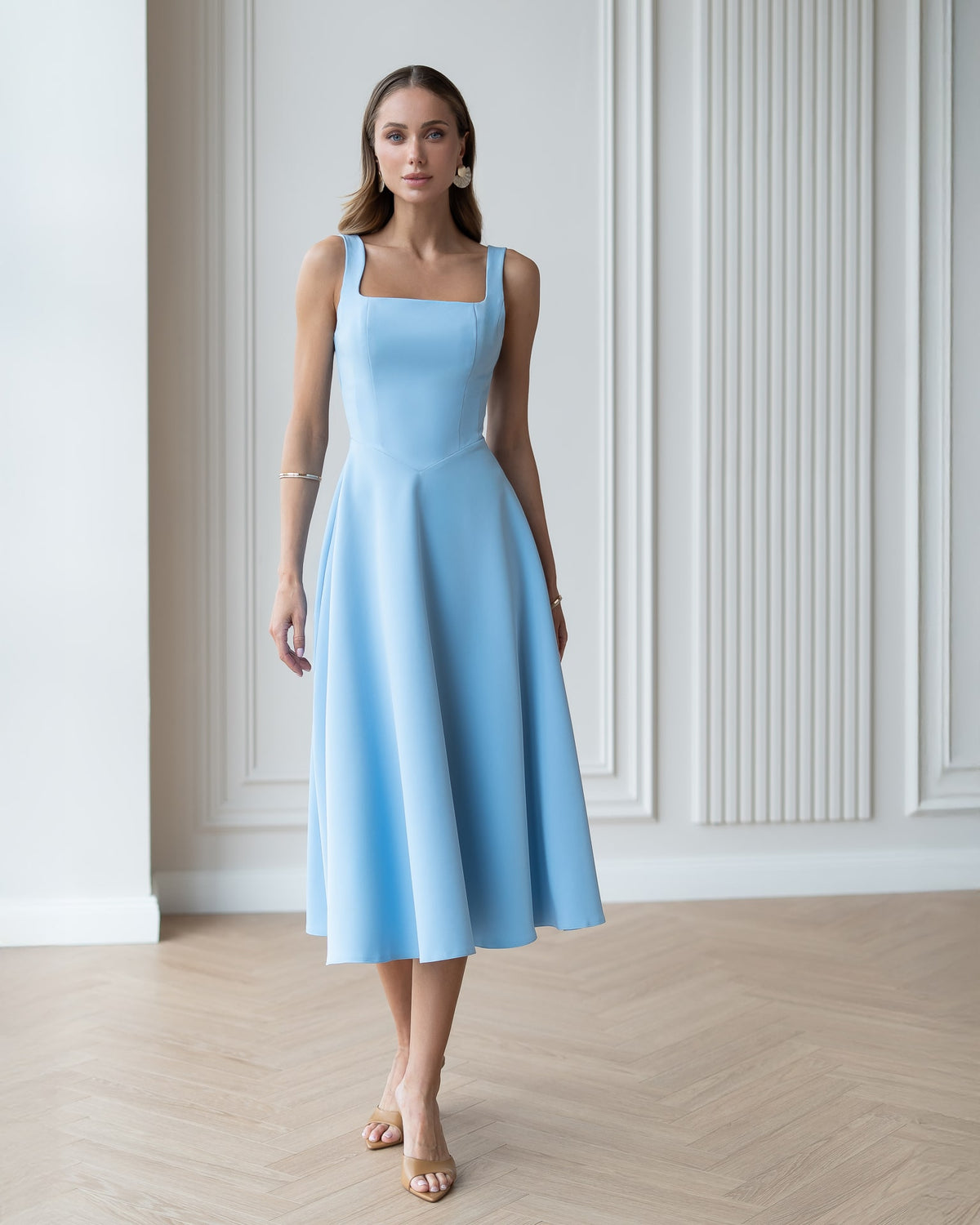Square Neck Backless Midi Dress