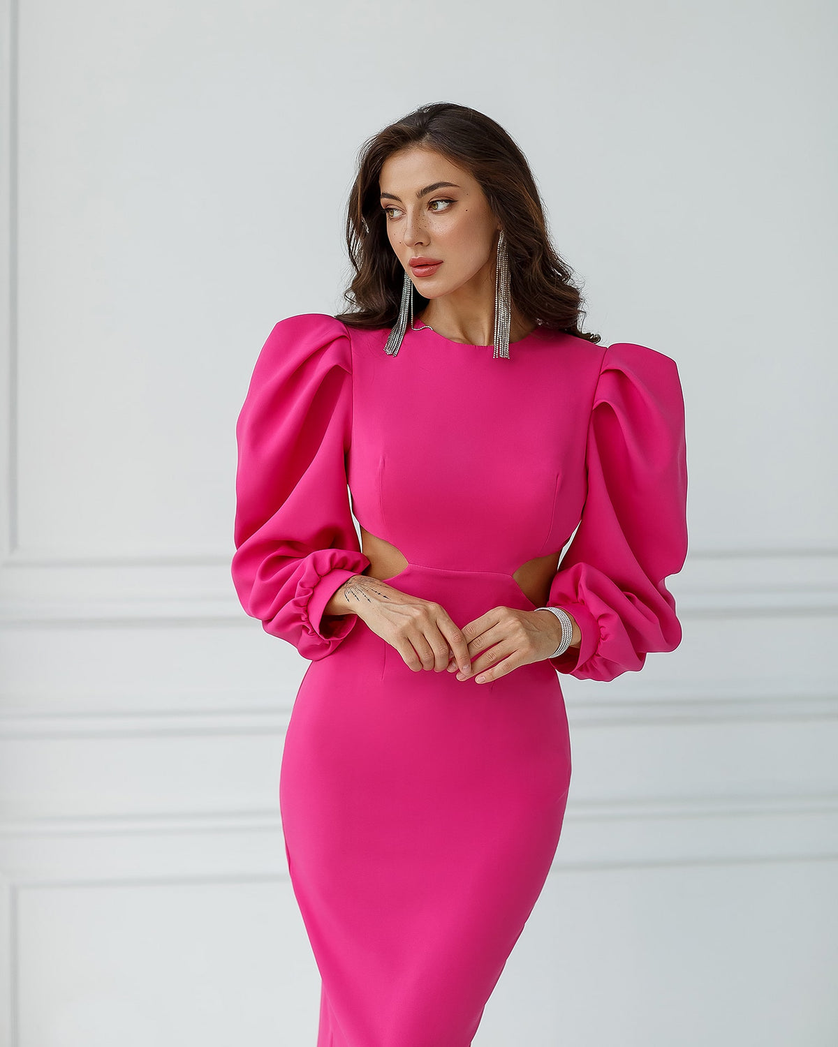 Backless Cut-Out Puff-Sleeve Midi Dress