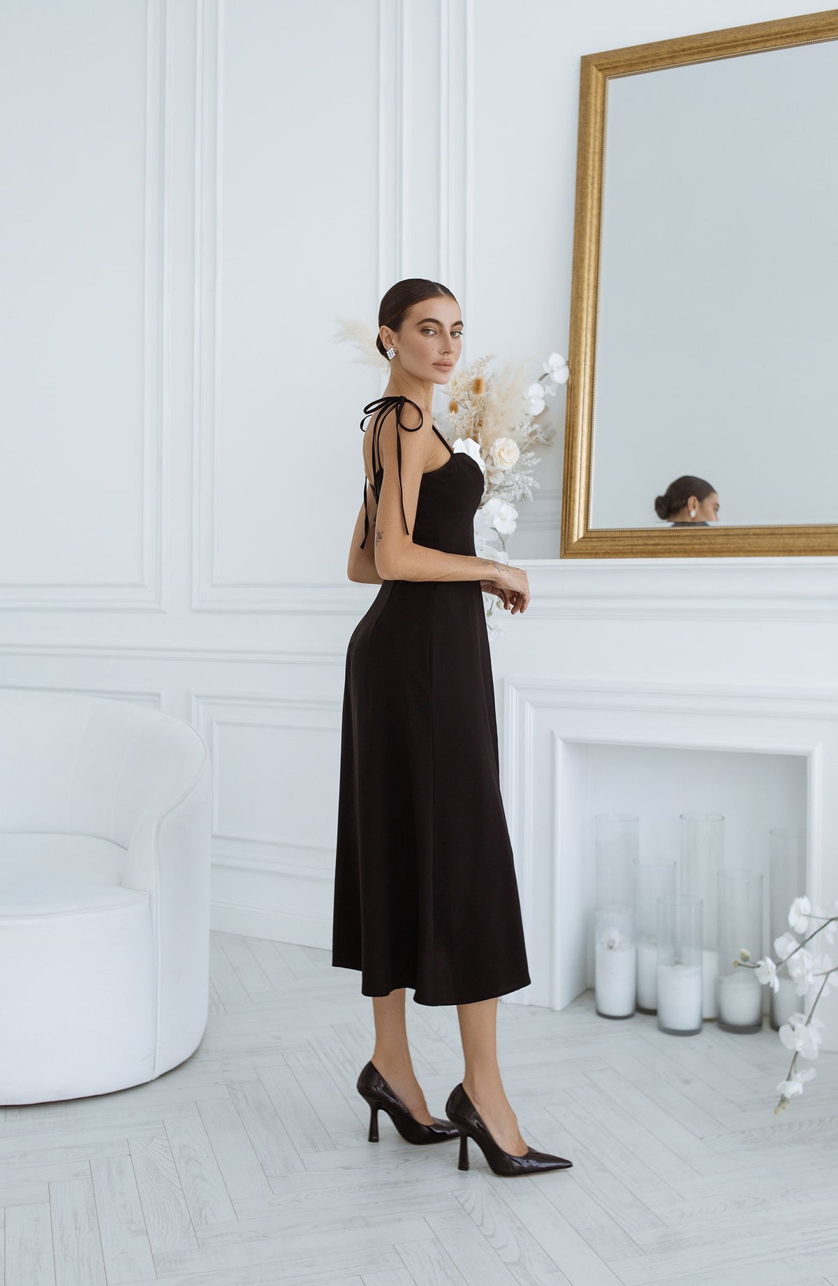 Sleevless Midi Dress