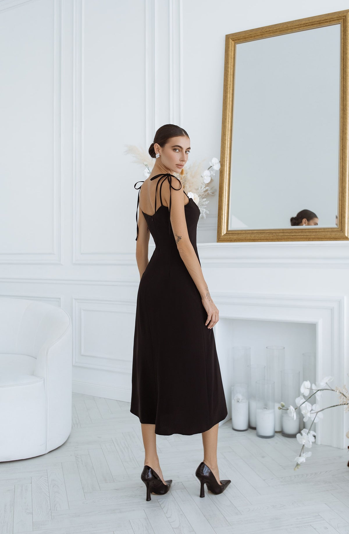 Sleevless Midi Dress