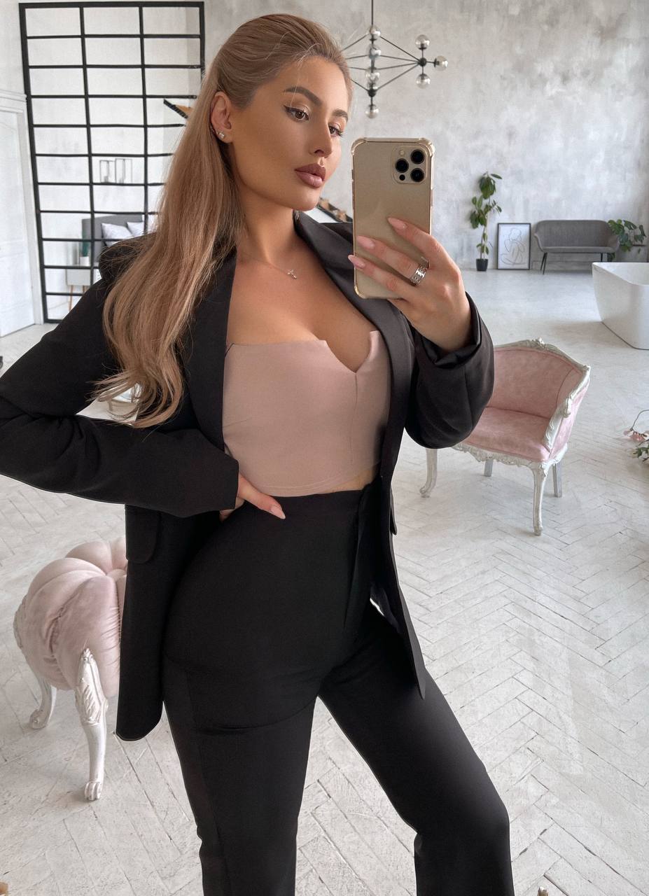 Single-Breasted Suit 2-Piece