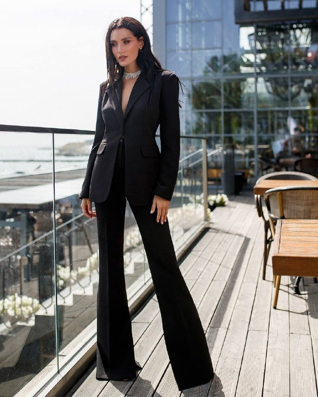 Single-Breasted Suit 2-Piece