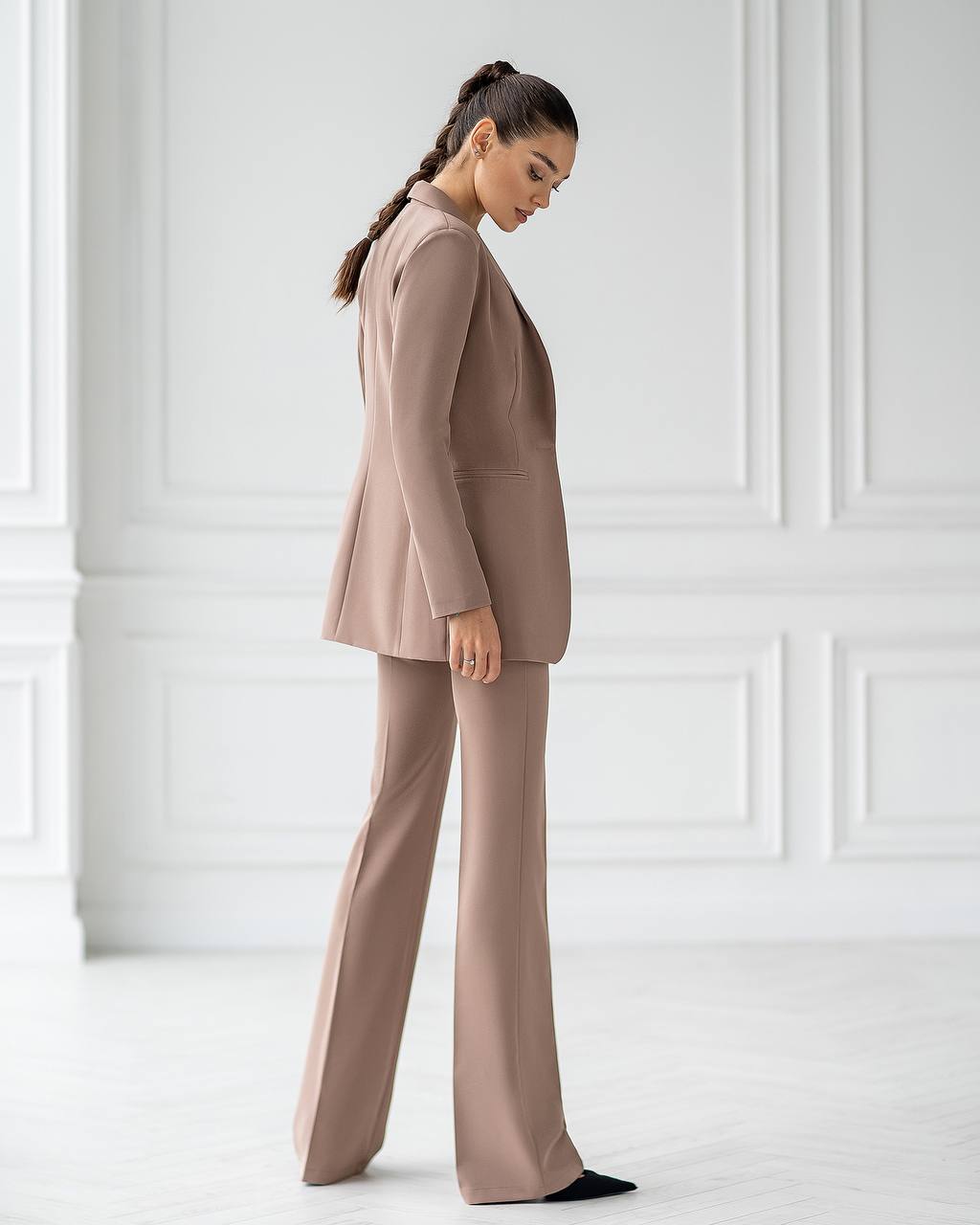 Classic 2-Piece Suit With Flared Trousers