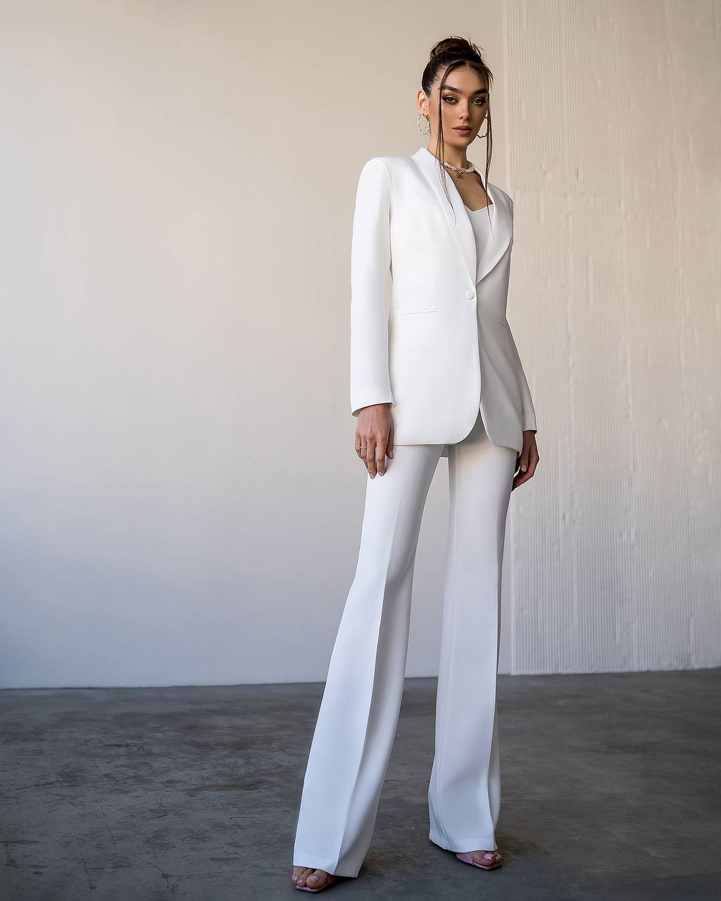 Classic 2-Piece Suit With Flared Trousers