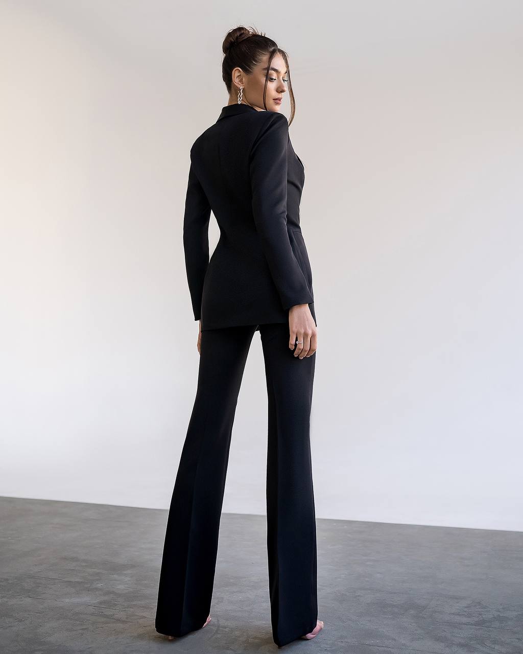Classic 2-Piece Suit With Flared Trousers